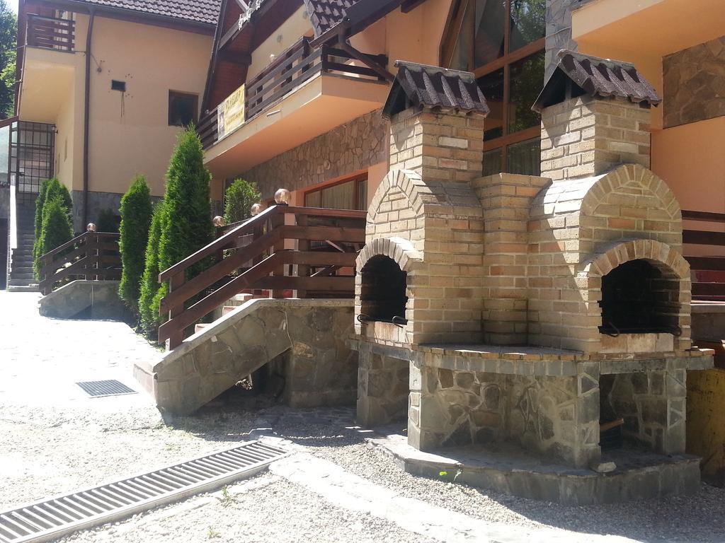 Pensiunea Eliza Sinaia Buitenkant foto